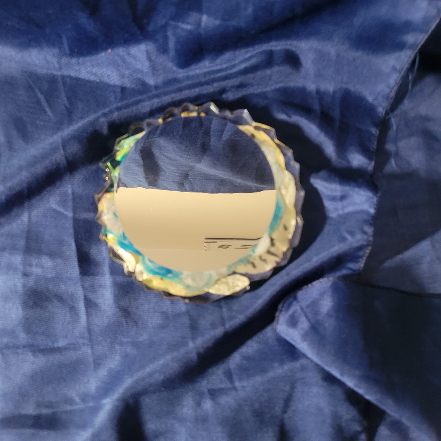 Compct mirror
